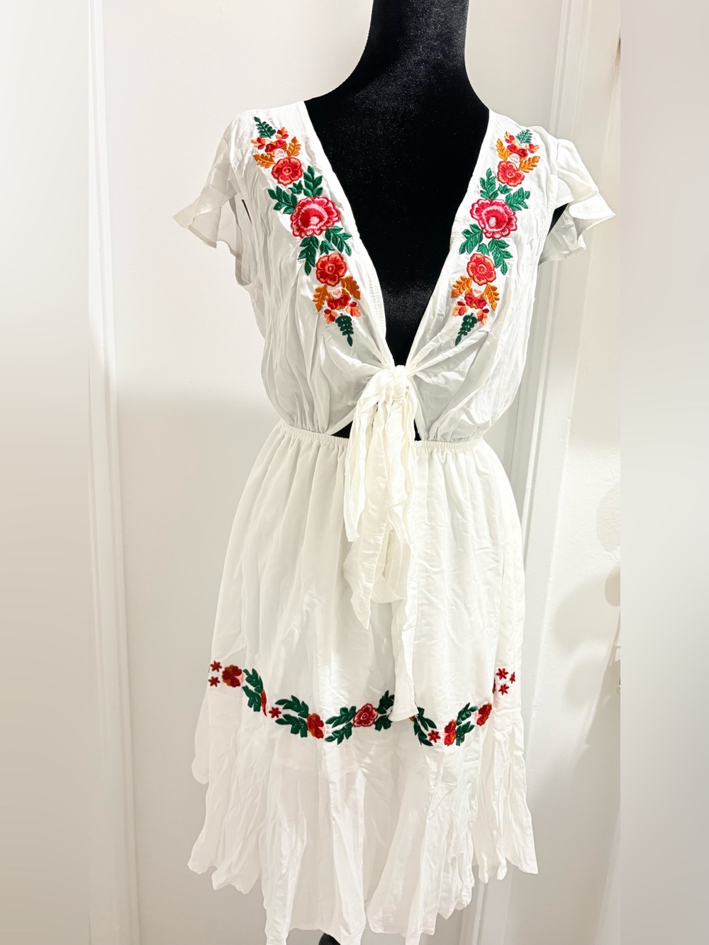 NWOT SHEIN White Dress with Red Floral Embroidery and Green Leaves